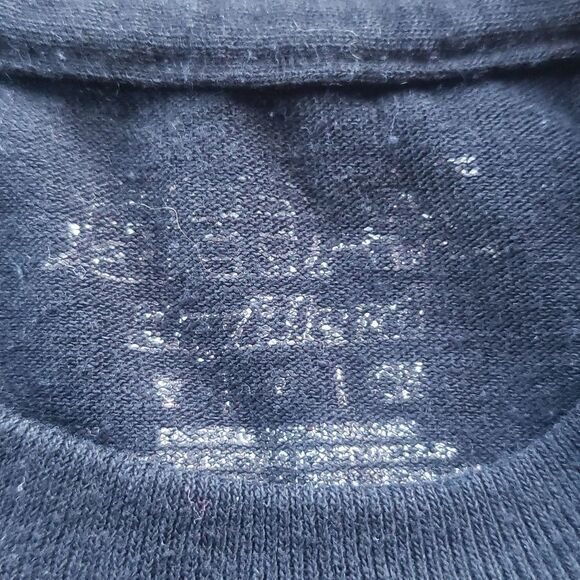 Black Horse Graphic Tee Womens Small Casual Slim Fit Short Sleeve 17.5" p2p 25"L - Picture 3 of 3